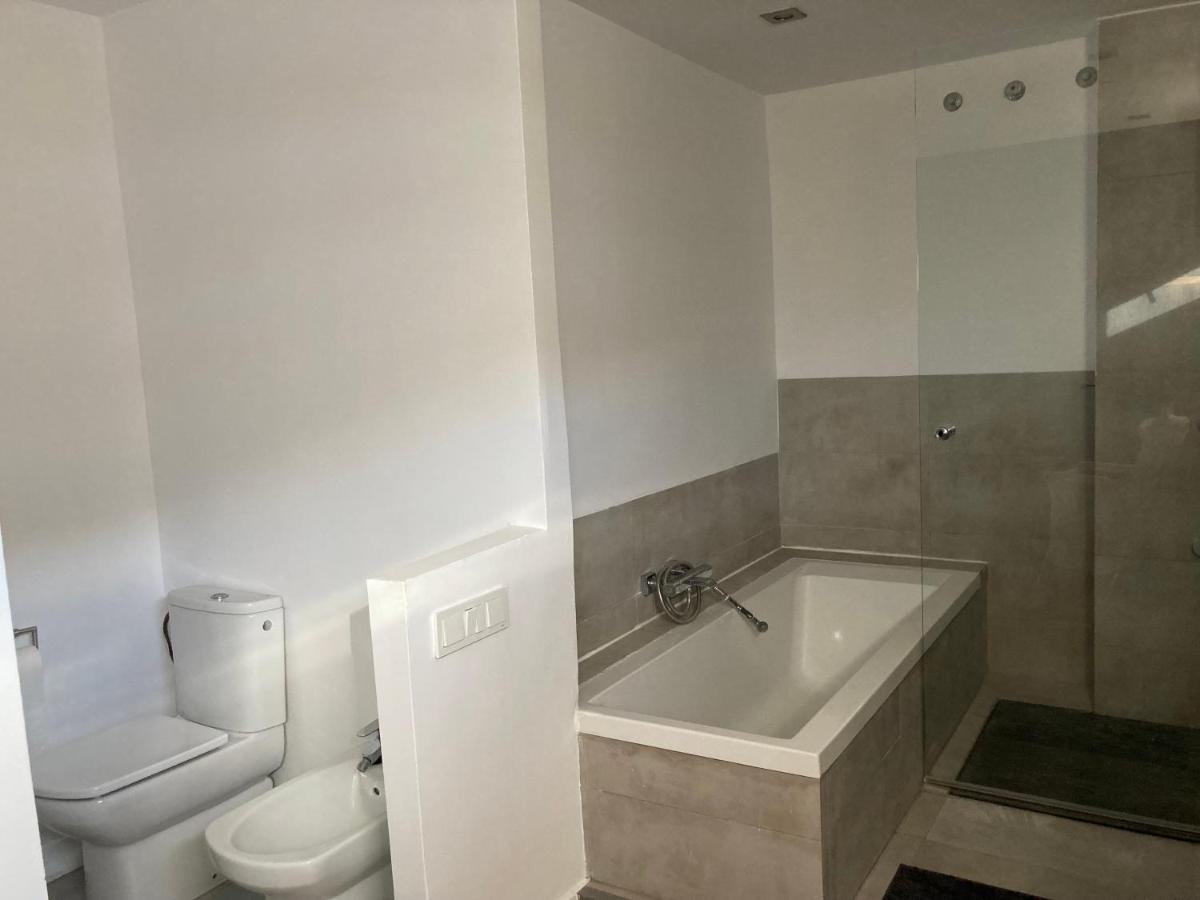 Piso Dos Dormitorios Muy Centrico فوينخيرولا المظهر الخارجي الصورة